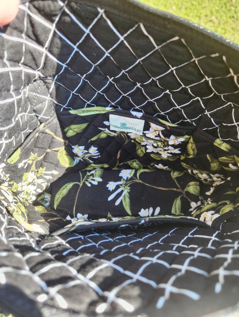 Vera Bradley Jasmine Zip Top Quilted Tote, Retired Pattern EUC - Picture 3 of 11